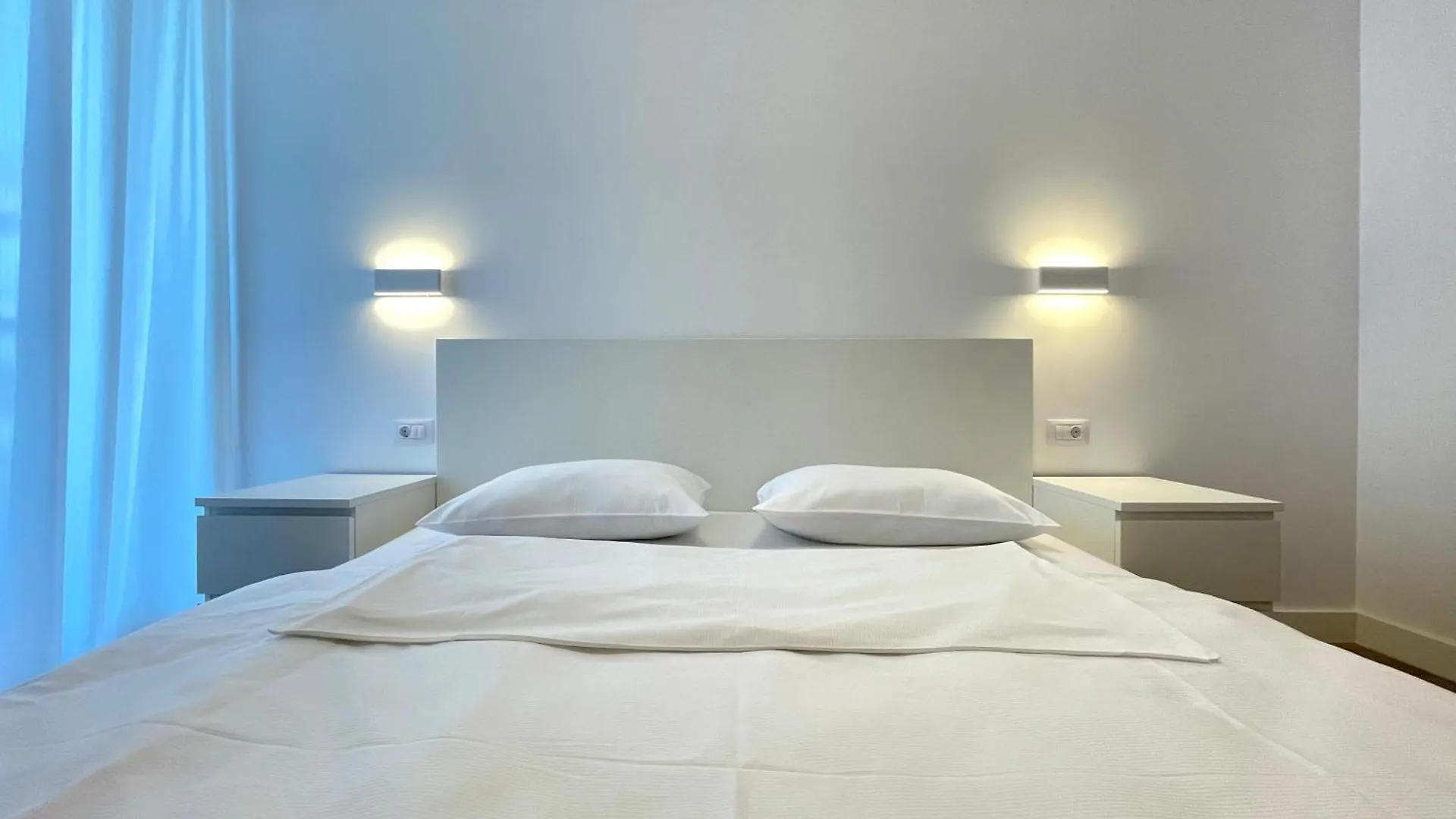 Apartament No 403 Lebada Lake Residence Bucureşti