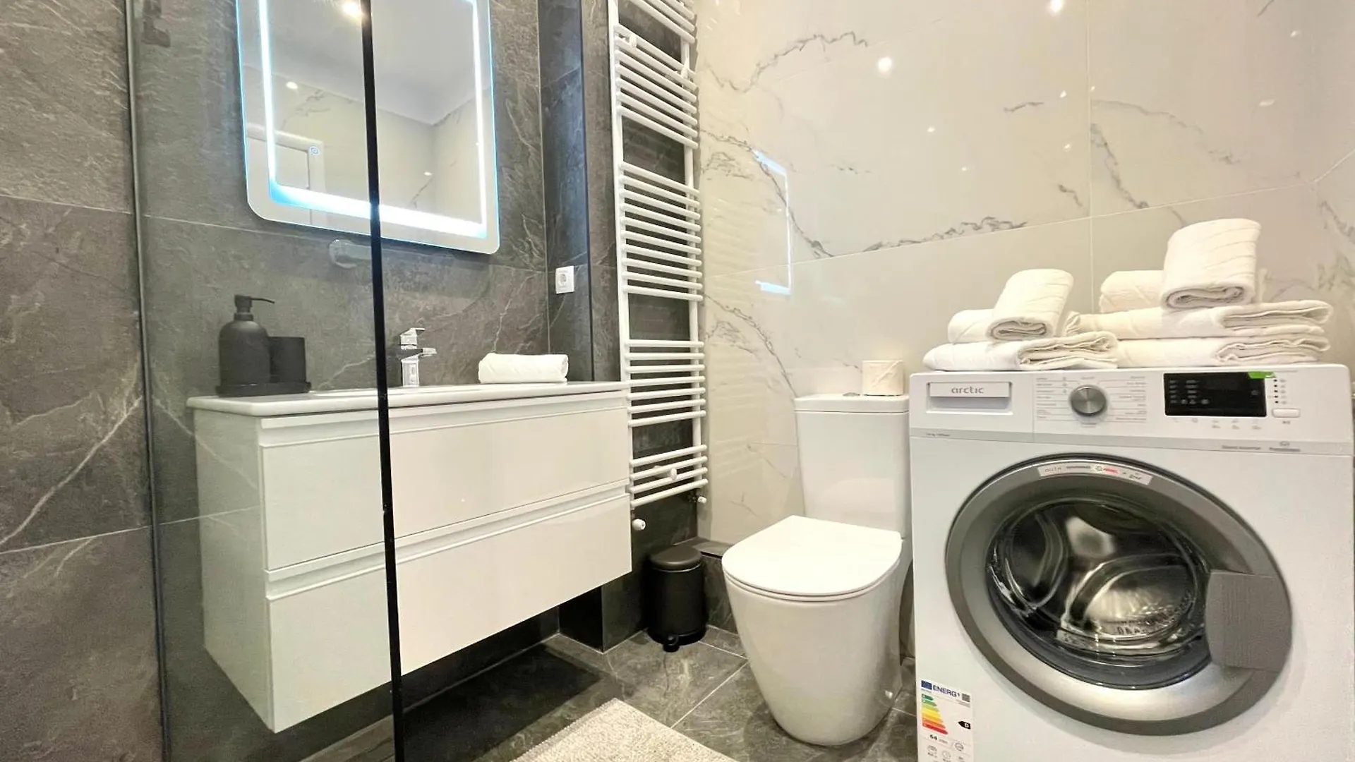 Apartament No 403 Lebada Lake Residence Бухарест Румыния